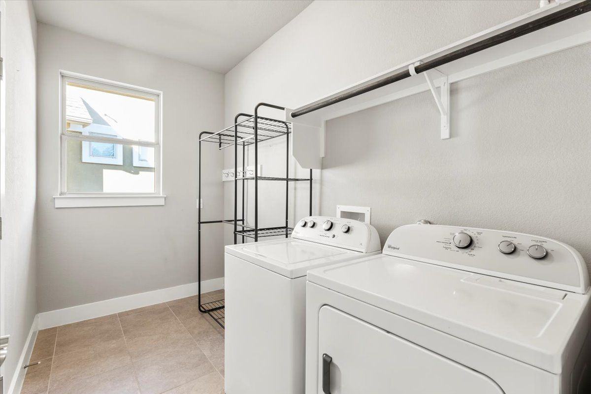 710 Arrow Point Drive - Photo 7 of 15