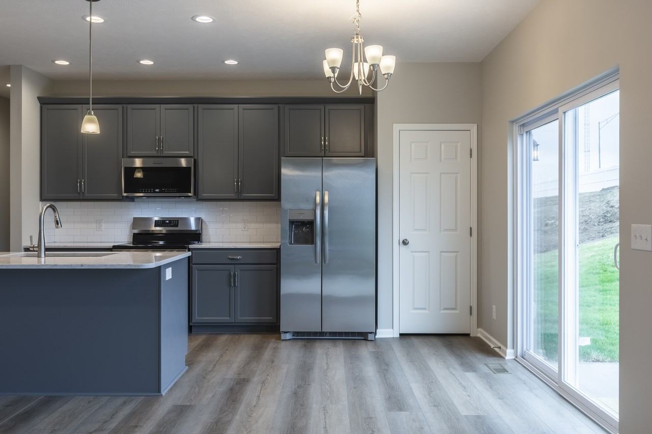 17306 Morgan Avenue - Photo 3 of 37