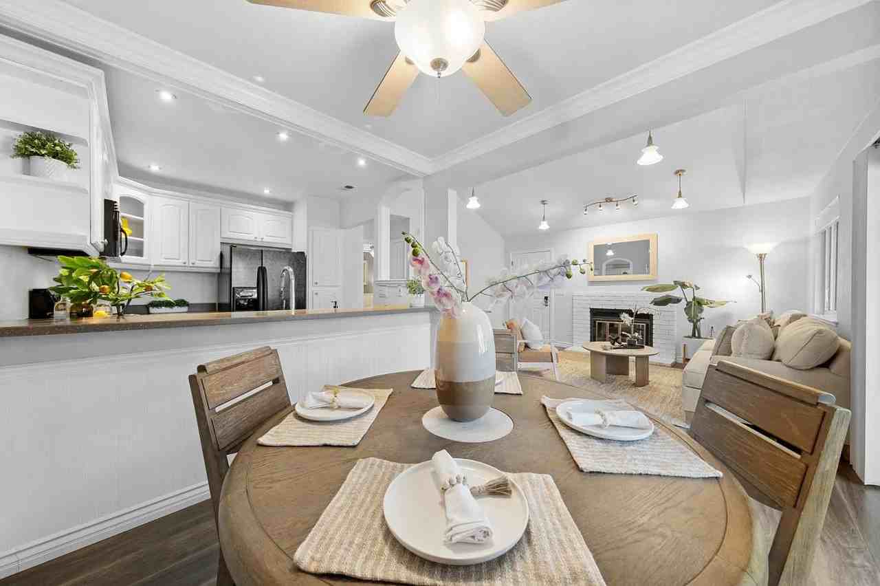 5432 Makati Cir - Photo 3 of 34