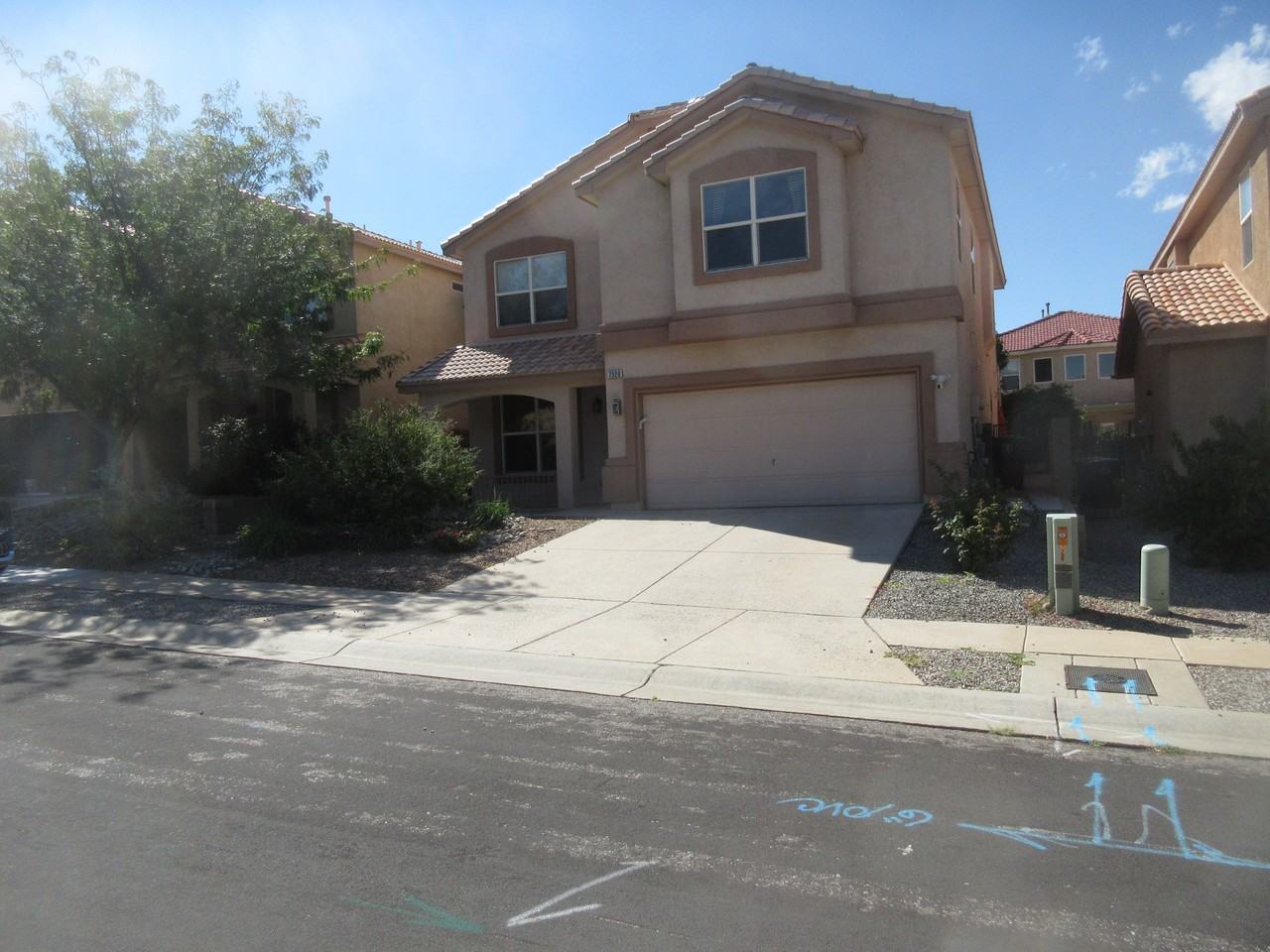 7320 Desert Eagle Rd Ne - Photo 2 of 40
