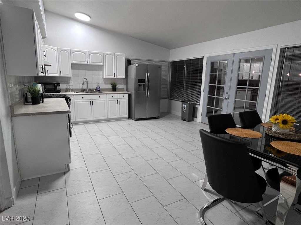 5415 Oxbow St - Photo 5 of 20