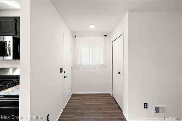 1014 Kelley St - Photo 3 of 28