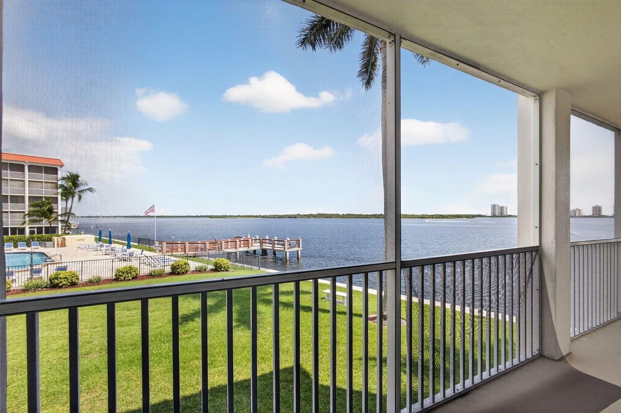 100 Paradise Harbour Blvd #204 - Photo 5 of 45