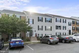 127 Fort Evans Rd Se #E - Photo 1 of 1