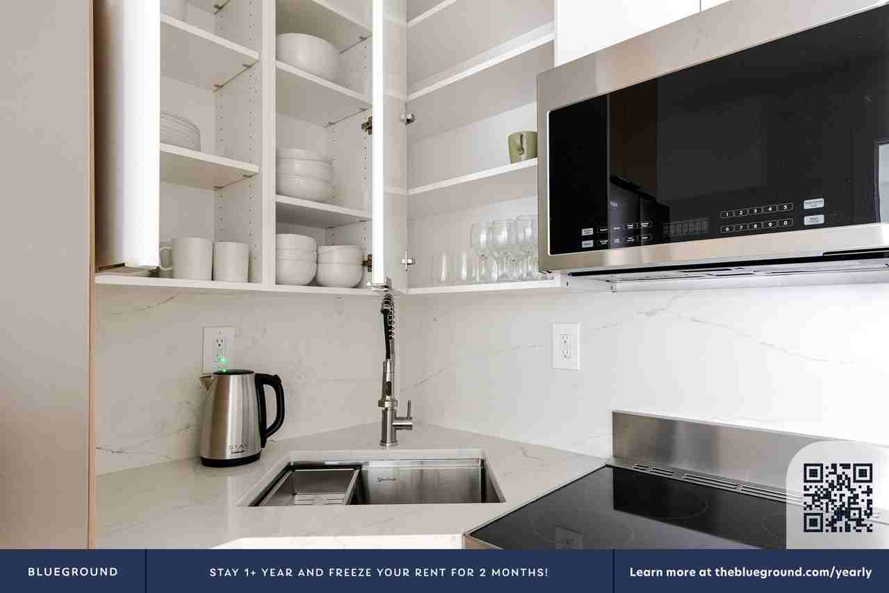 940 1st Ave #2041 - Photo 7 of 20