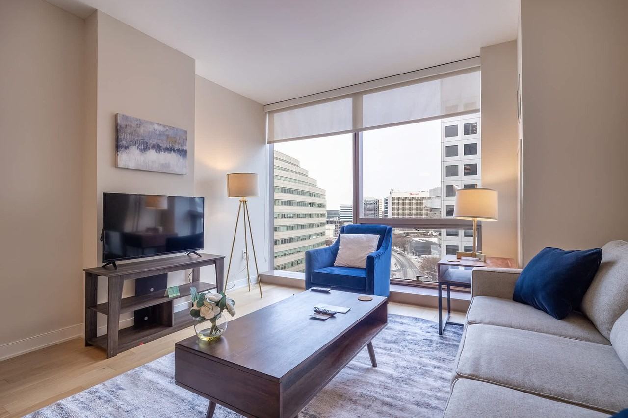 355 Atlantic St #1050444P - Photo 2 of 14