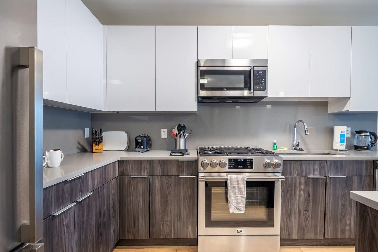 355 Atlantic St #1050444P - Photo 5 of 14