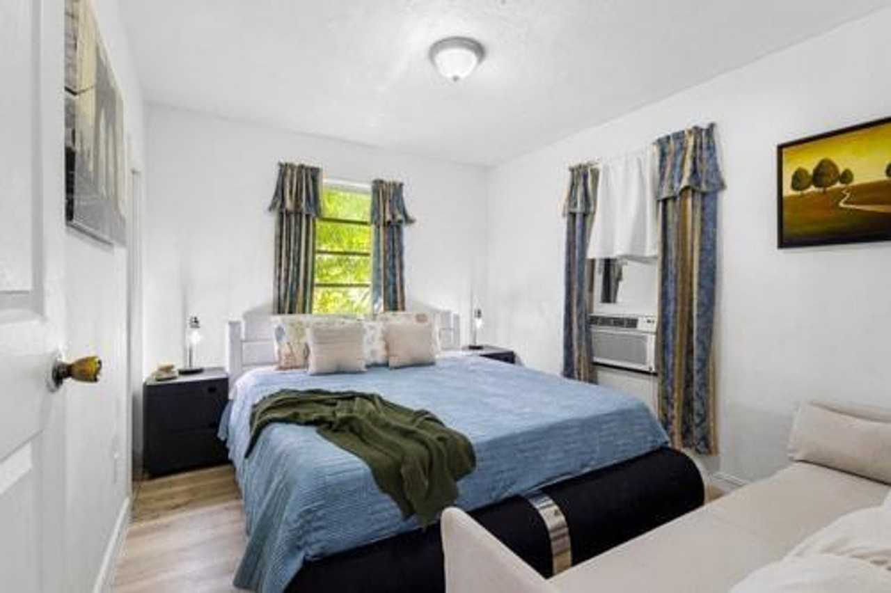 680 Sw 7th Ave #1239384P - Photo 5 of 21