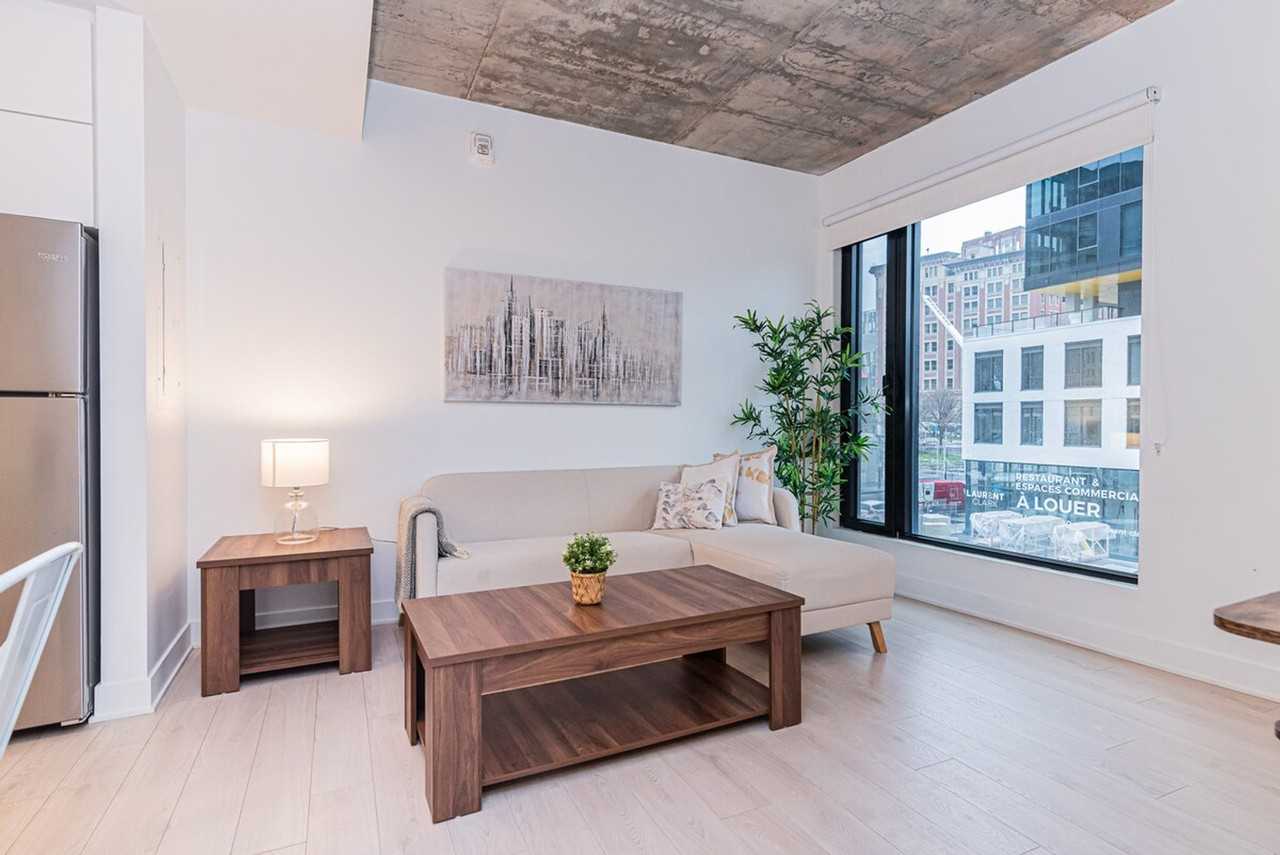 901 Rue Saint-Urbain #1261804P - Photo 2 of 16