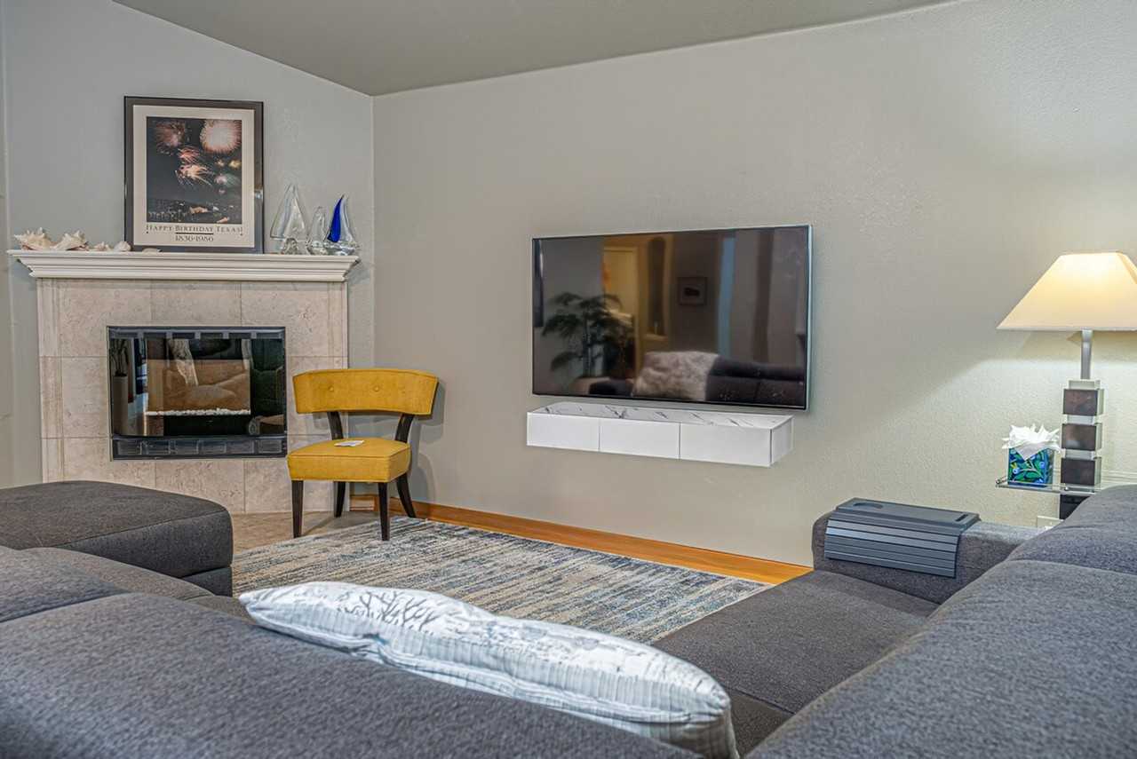 10313 Snapdragon Dr #1295596P - Photo 2 of 50