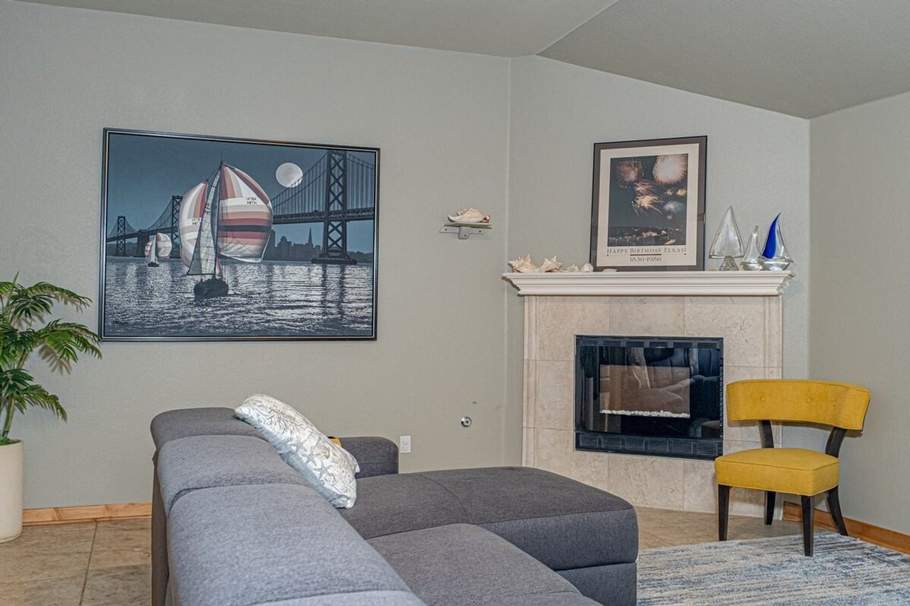 10313 Snapdragon Dr #1295596P - Photo 5 of 50