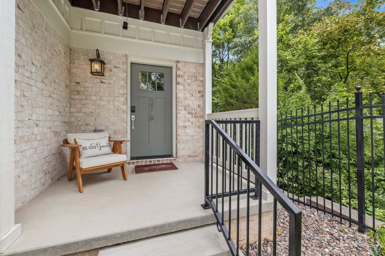 376 S Hill Ave #1297814P - Photo 6 of 24