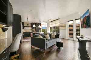 featured image of Bowen St