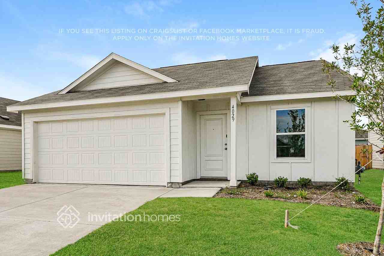4029 Drifters Bend Dr - Photo 3 of 17