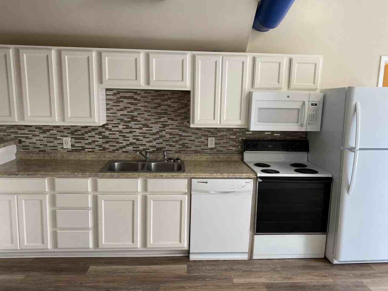 235 Lexington Ave ## 2 - Photo 6 of 34