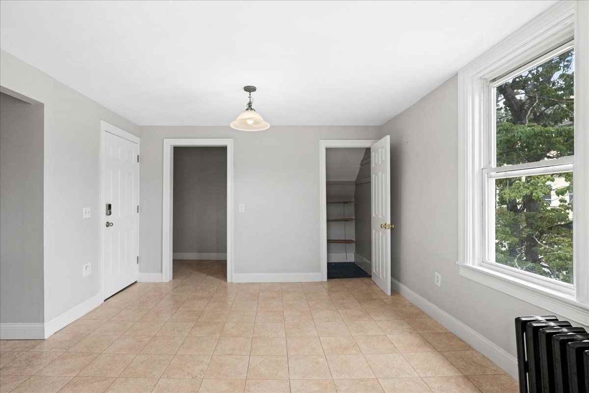 36 Cedar St - Photo 5 of 26