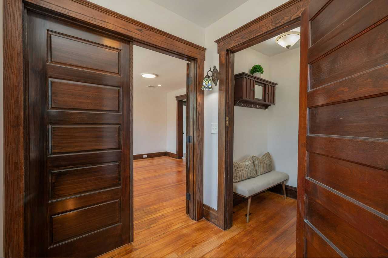 21 Claremont Ave #2 - Photo 7 of 24