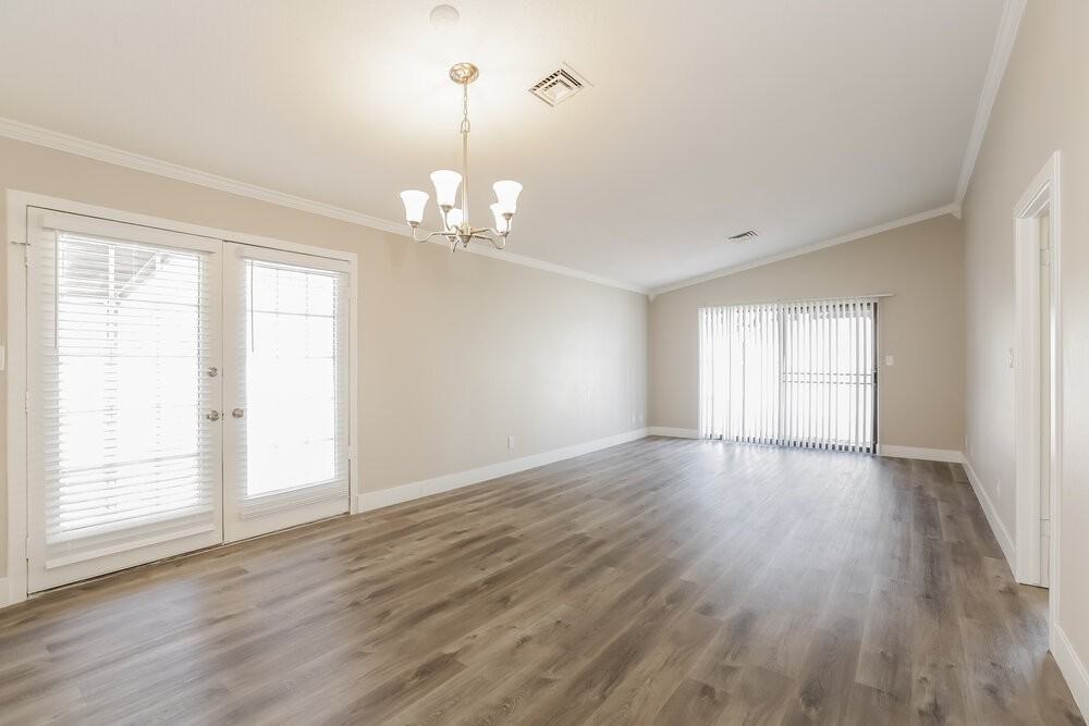 7700 Blackbird Ave - Photo 5 of 16