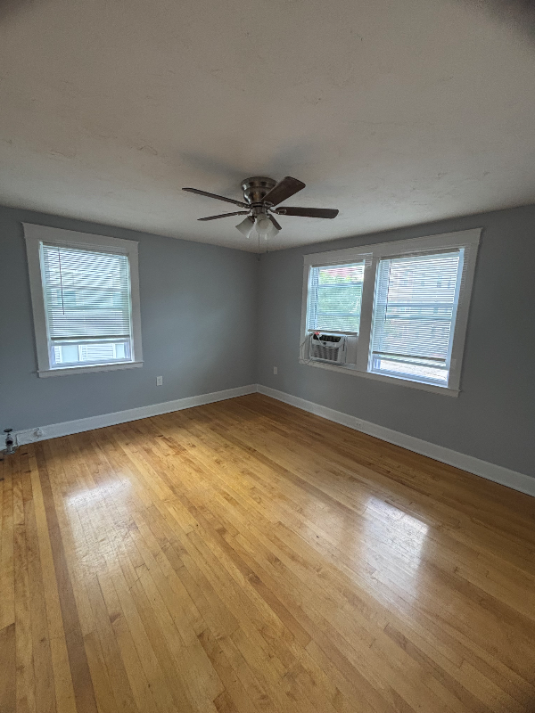 10 Hitchcock Rd - Photo 2 of 11