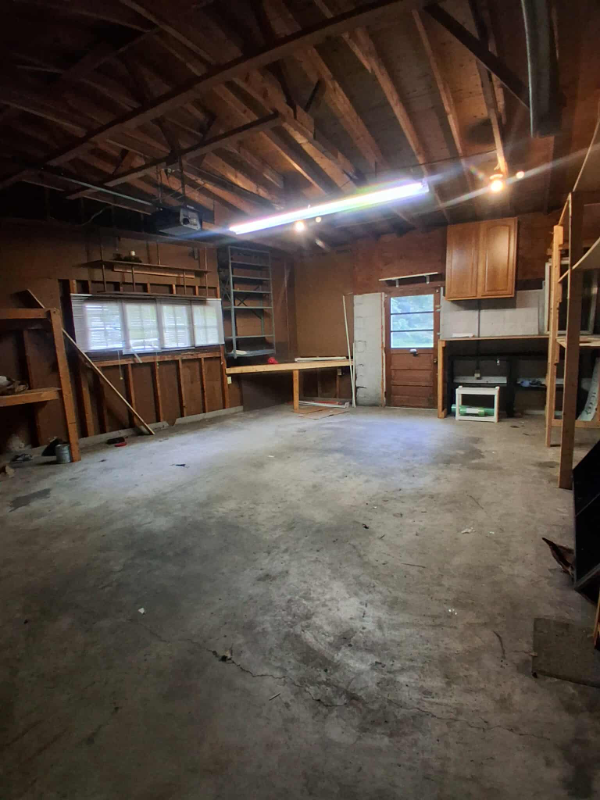 1123 Braddock Rd - Photo 2 of 10