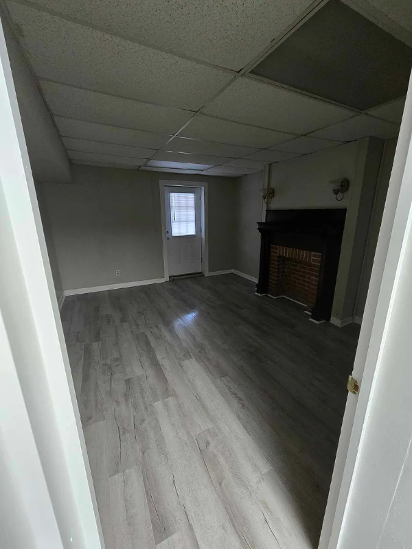 529 N Centre St #REAR - Photo 2 of 6