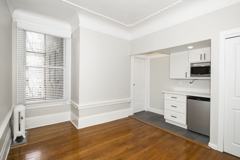 798 Post - Photo 1 of 1