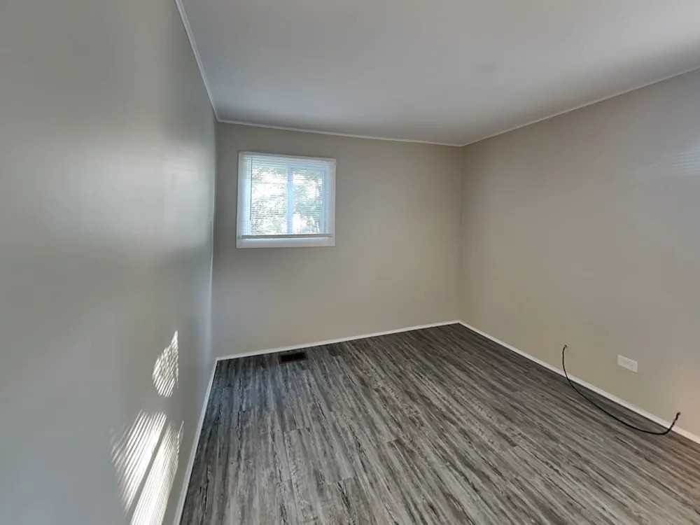 433 E North Ave #NA - Photo 3 of 5