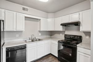 featured image of 5804 Ne 41st St