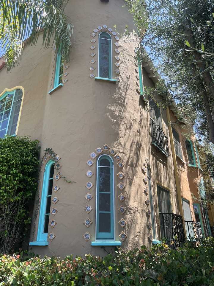 464 N Stanley Ave "The Moroccan" - Photo 2 of 9