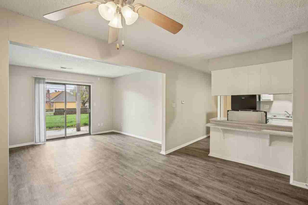 Flats at Wildwood - Photo 7 of 25