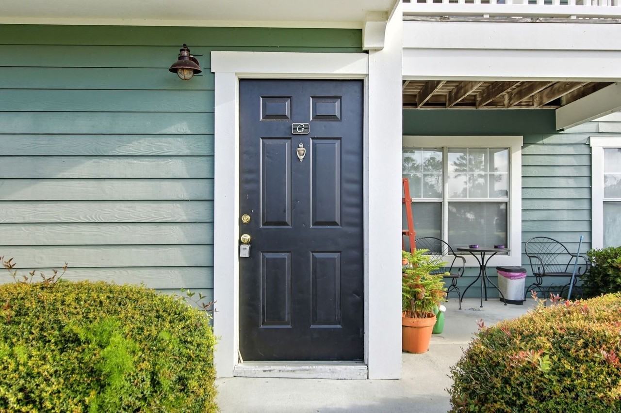 14 Old South Court #G - Photo 4 of 37