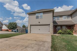 3206 Sw Deerfield Blvd #2 - Photo 1 of 1