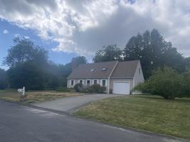 featured image of 42 Meadow View Dr