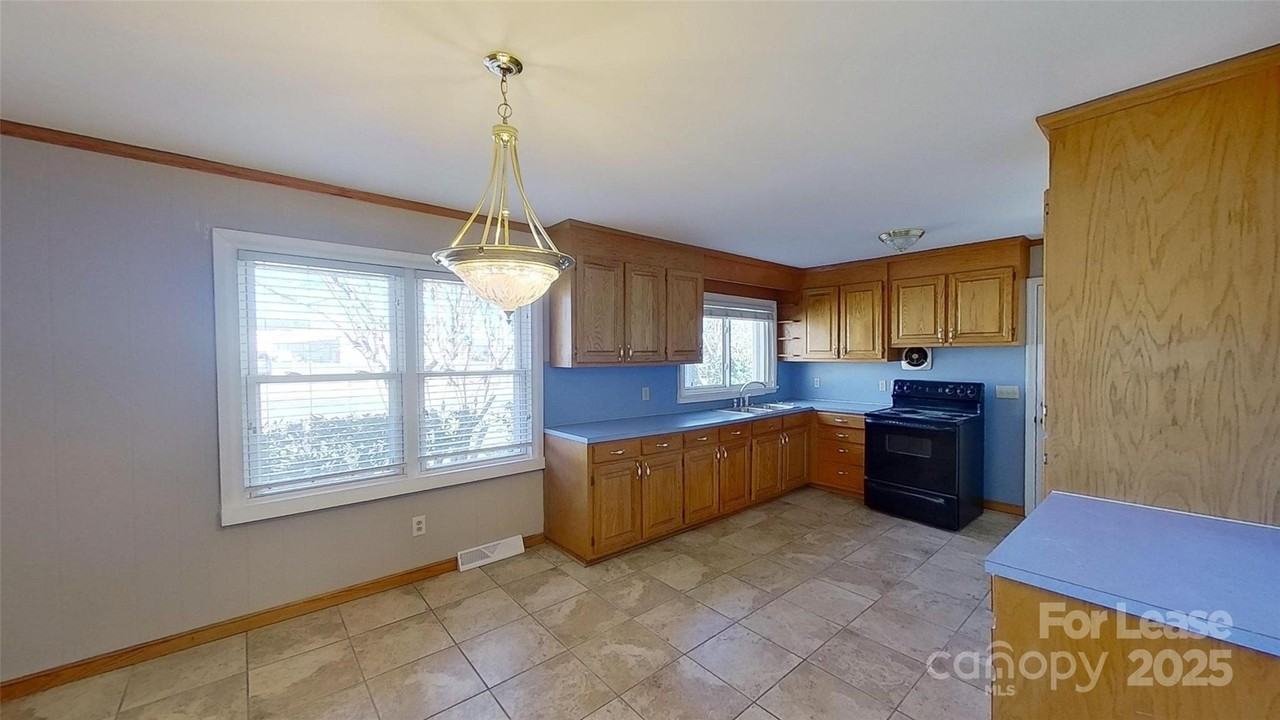 3740 Pleasant Plains Road - Photo 6 of 14
