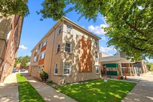 2650 W Touhy Ave #2N - Photo 1 of 1