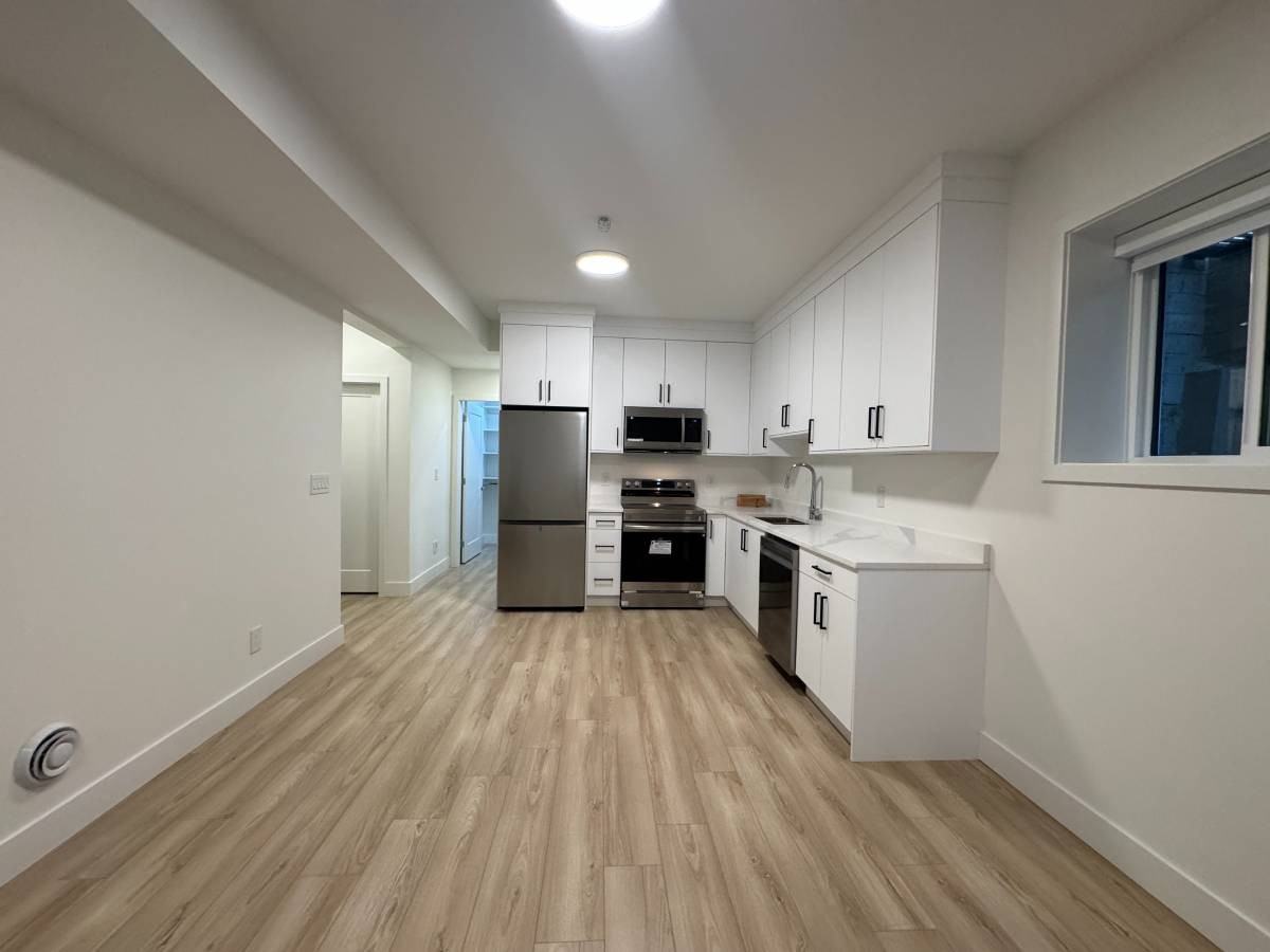 18968 119B Avenue - Photo 3 of 16