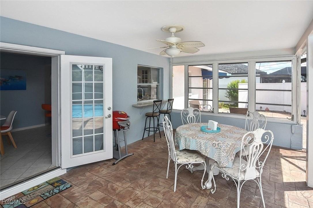 138 Se 30th St - Photo 2 of 22