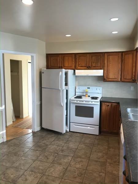 111 St & 86a Ave - Photo 3 of 6