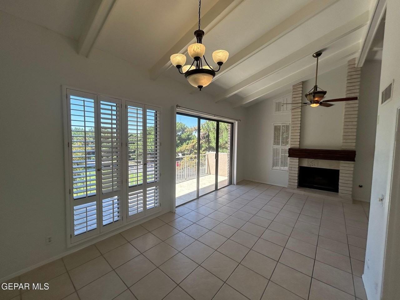 5801 Mira Serena Dr - Photo 2 of 39