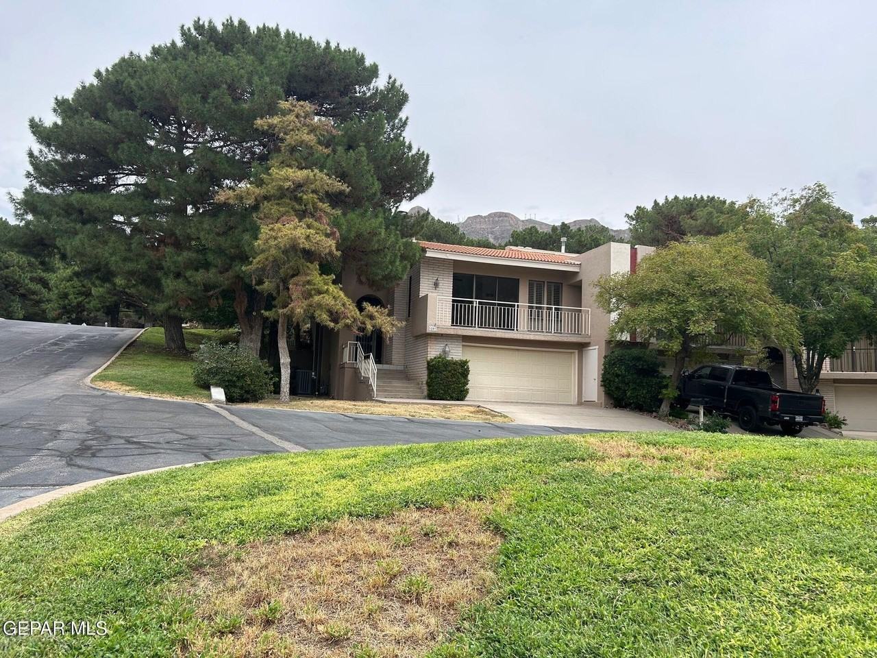 5801 Mira Serena Dr - Photo 7 of 39