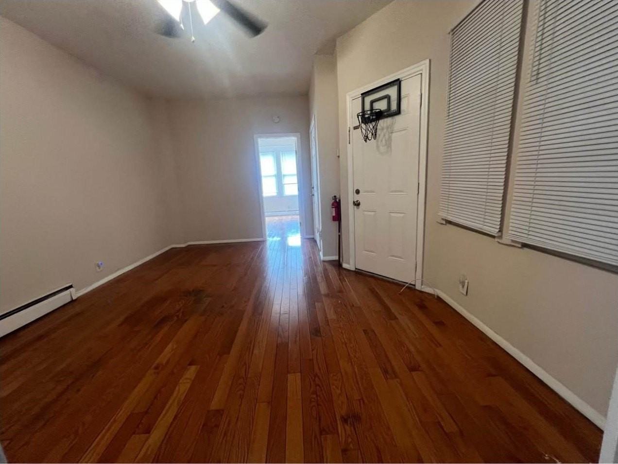 1413 43rd St - Photo 7 of 10