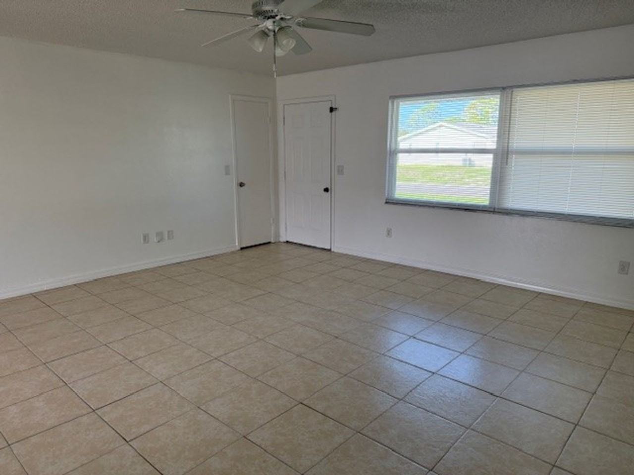 1125 Loblolly Ln - Photo 3 of 22