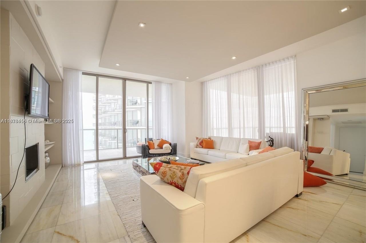 9705 Collins Ave #1204N - Photo 4 of 18