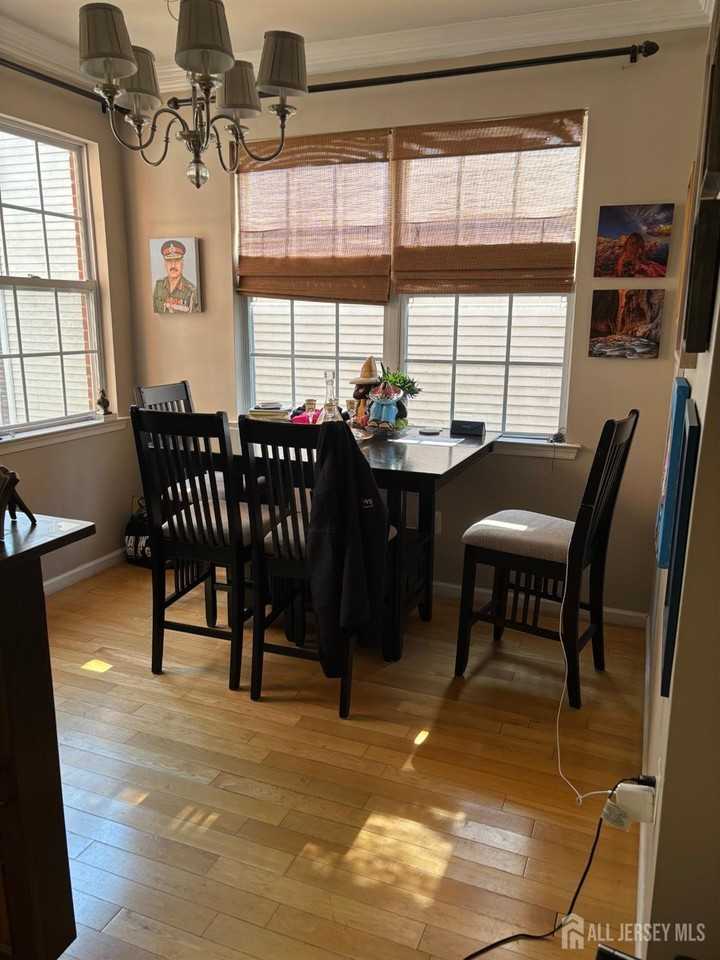 33 Central Square Park - Photo 6 of 15