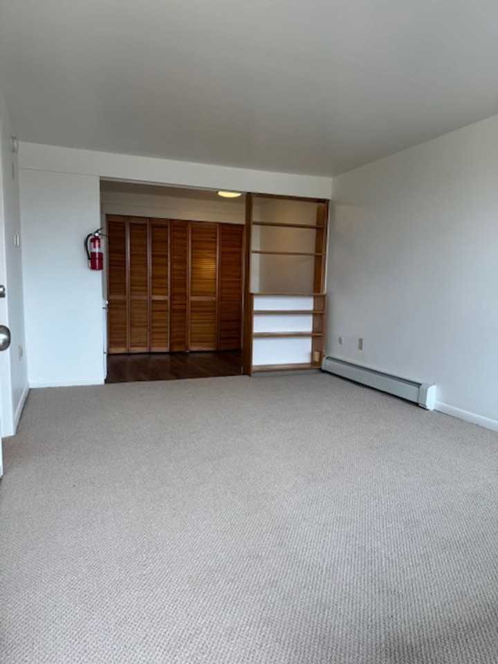 Hudson Heights - Photo 3 of 24