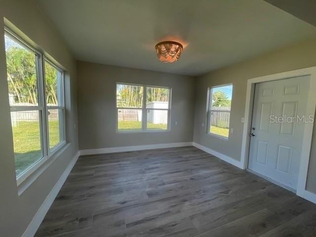 928 Lantana Ave - Photo 5 of 11