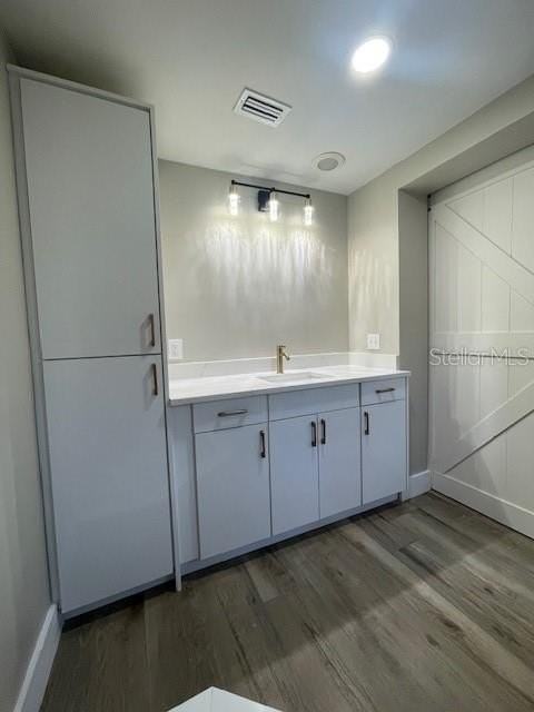 928 Lantana Ave - Photo 7 of 11