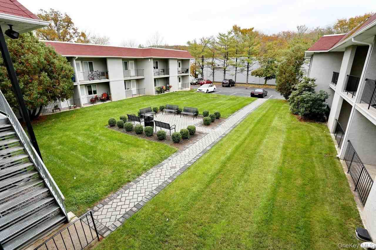 30 N Route 9w #40 - Photo 2 of 9