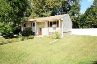 32 Daisy Ln - Photo 1 of 1