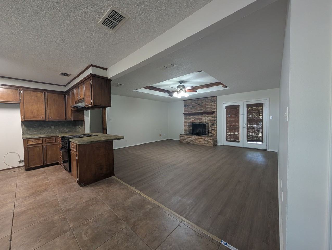 3008 Brittney Ln - Photo 6 of 13